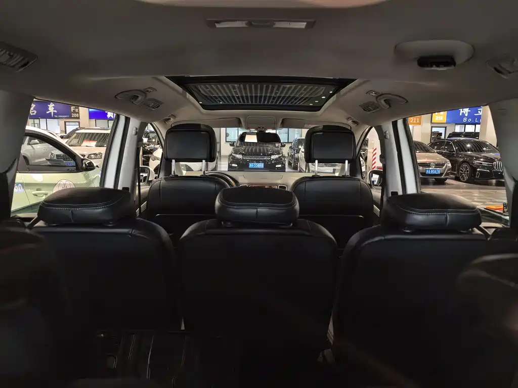 Volkswagen Sharan — миниатюра 15