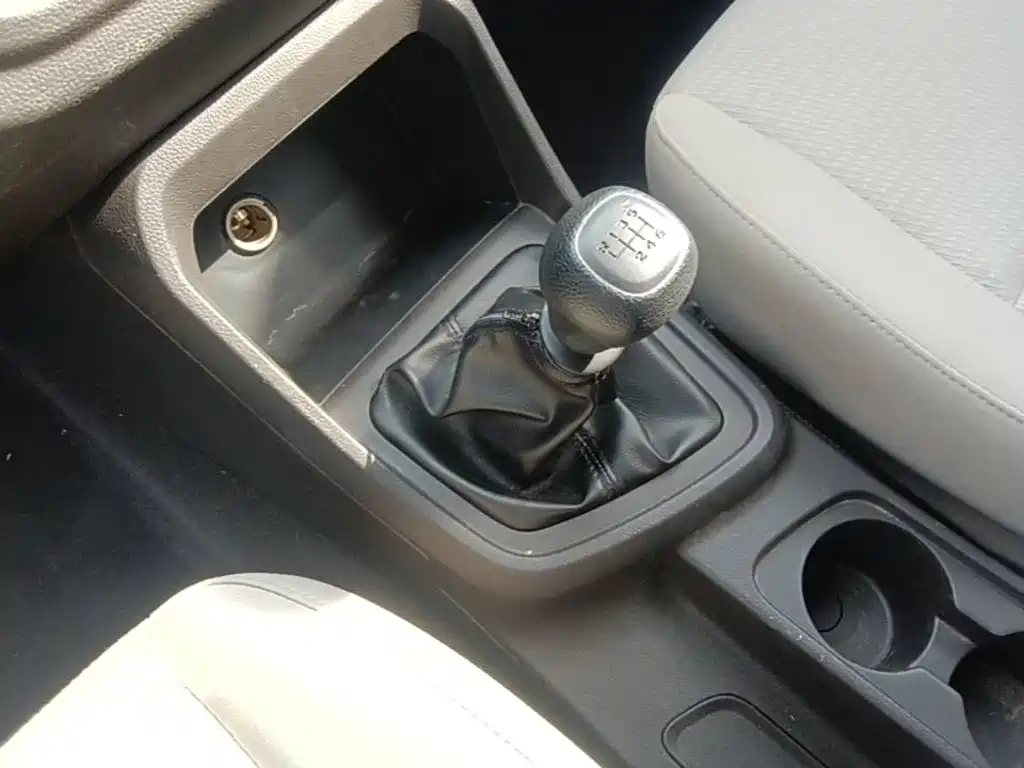 Wuling Hongguang V — миниатюра 14