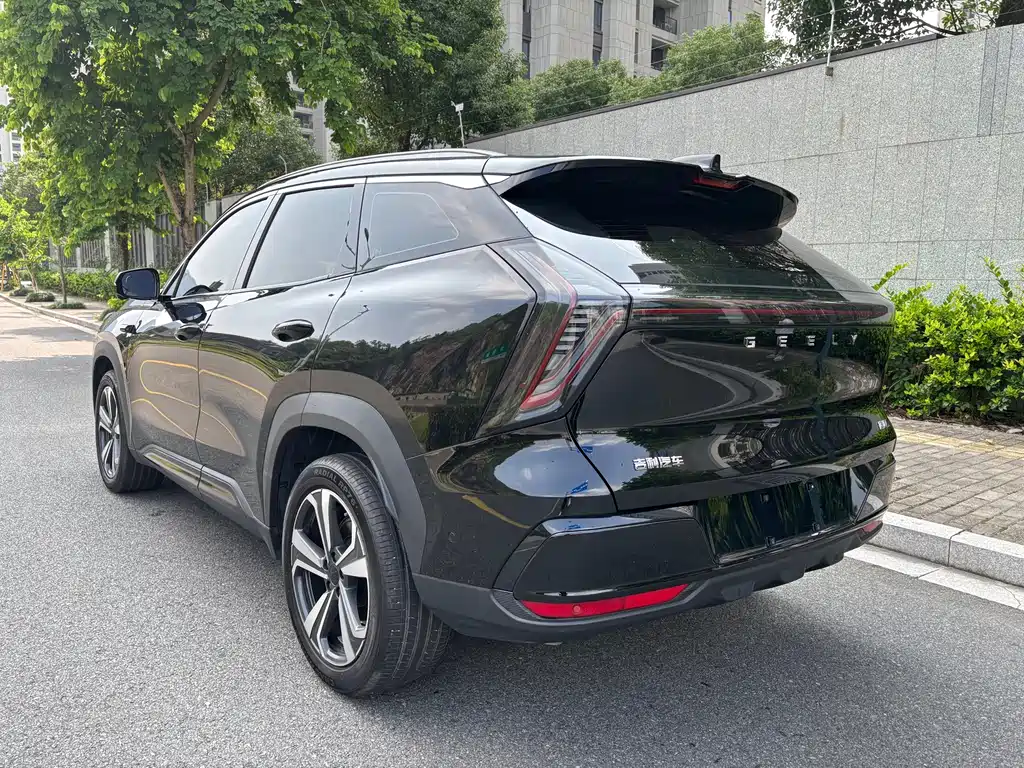 Geely Boyue L — миниатюра 20