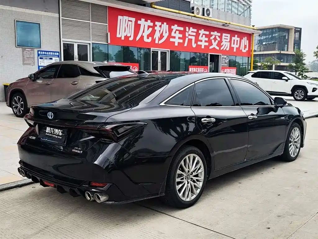 Toyota Avalon — миниатюра 9