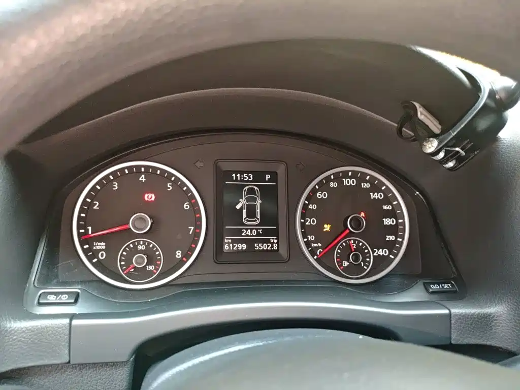 Volkswagen Tiguan — миниатюра 12