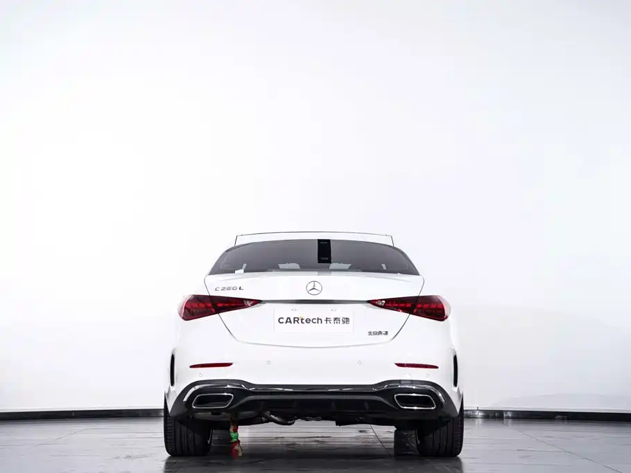 Mercedes-Benz C-Class — миниатюра 7