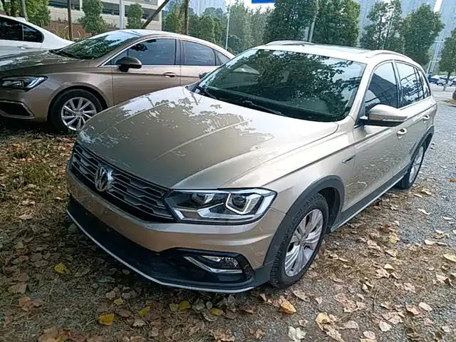 Volkswagen C-Trek