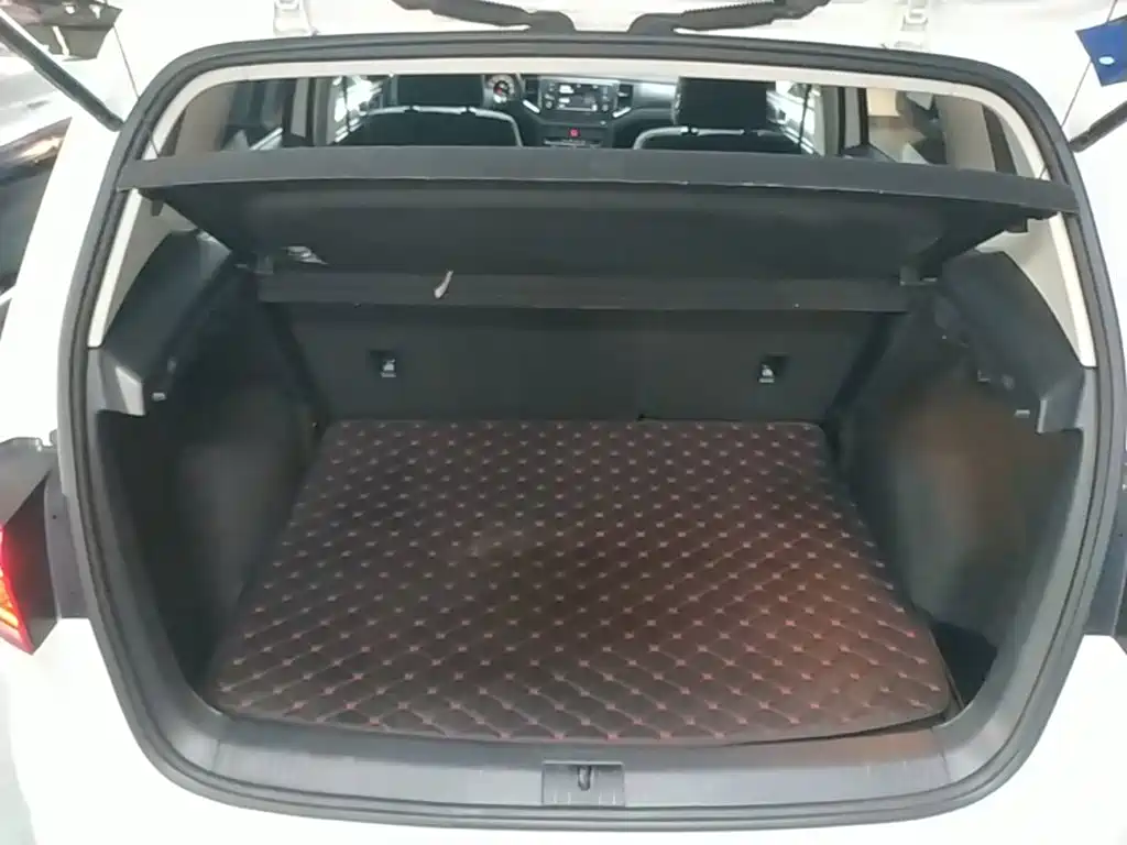 Volkswagen Golf Sportsvan — миниатюра 19