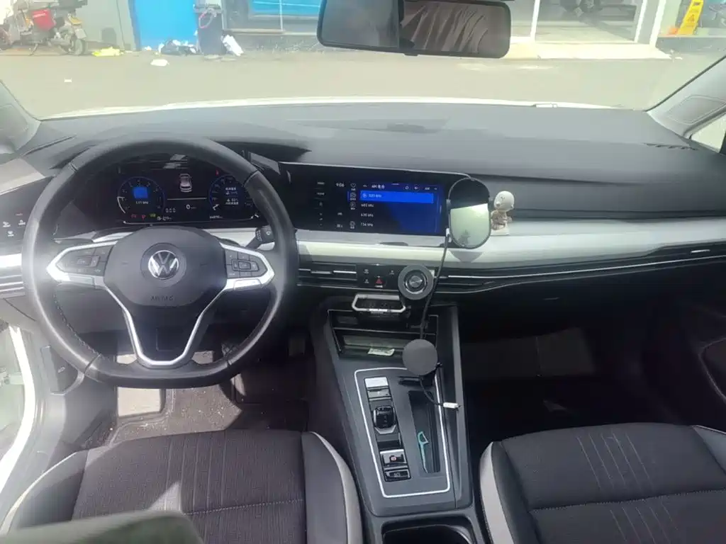 Volkswagen Golf — миниатюра 10