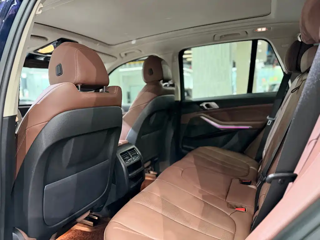BMW X5 (Import) — миниатюра 7