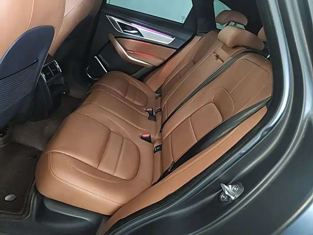 Jaguar F-PACE — миниатюра 17