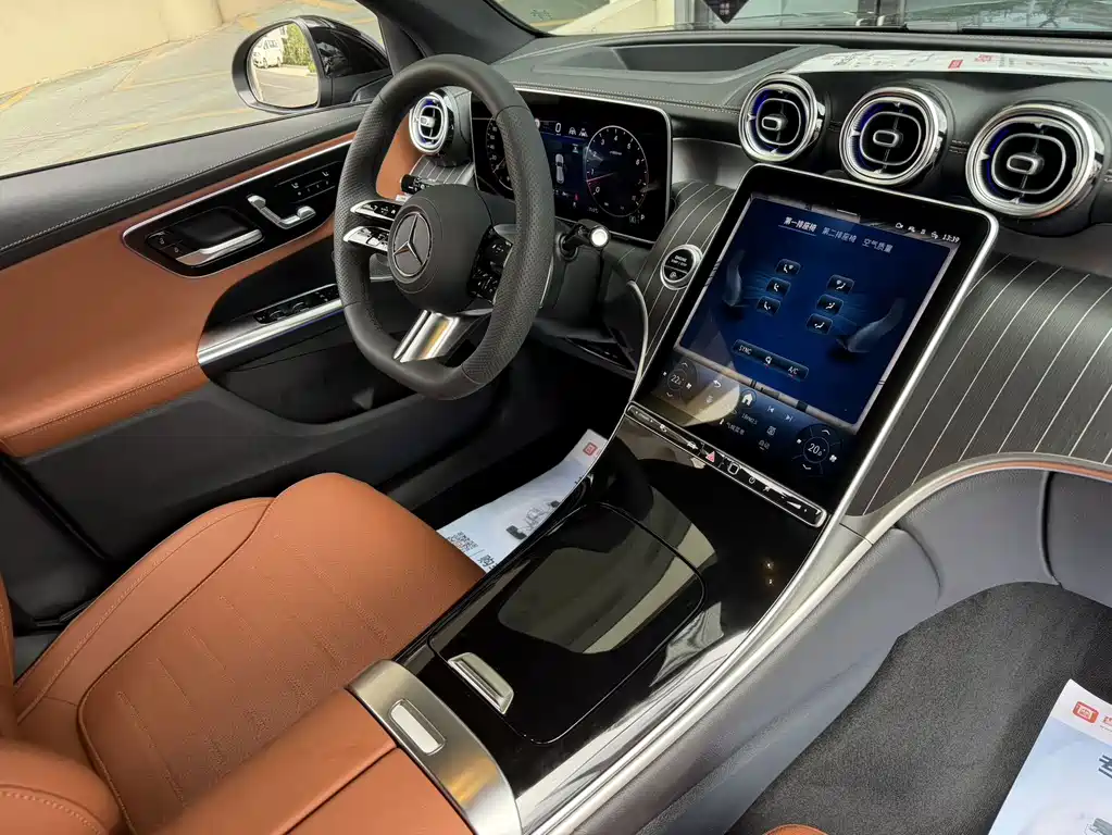Mercedes-Benz GLC — миниатюра 7