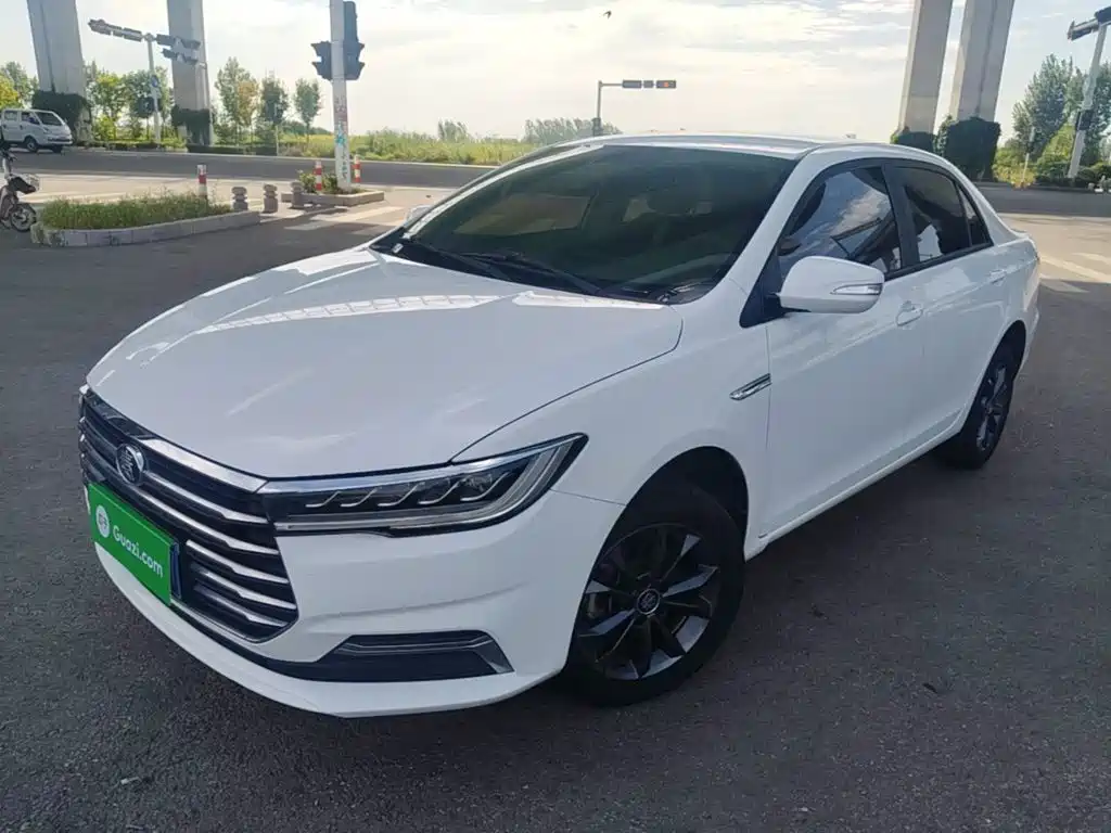 BYD Qin — миниатюра 2