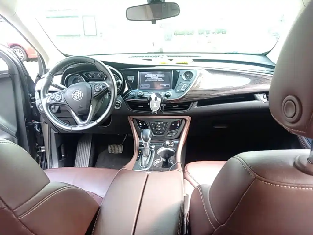 Buick Envision Plus — миниатюра 10
