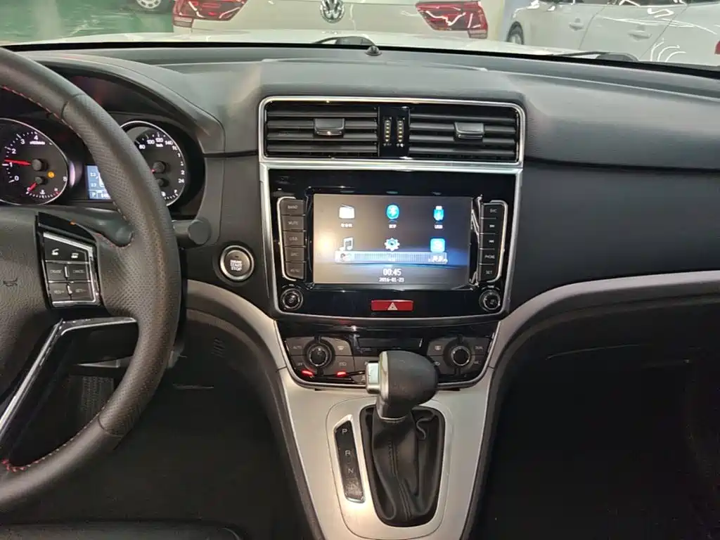 Haval M6 — миниатюра 13