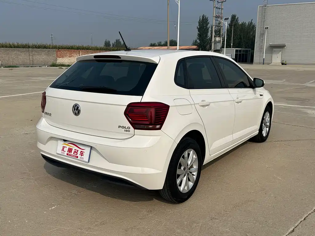 Volkswagen Polo — миниатюра 12
