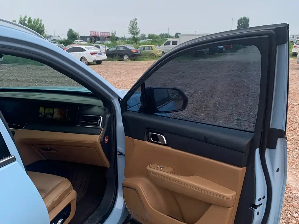 Li Auto ONE 2021 6 мест