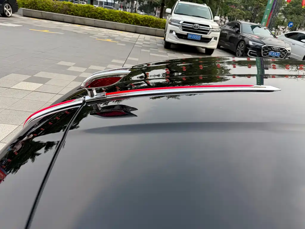Hongqi Hongqi H5 — миниатюра 8