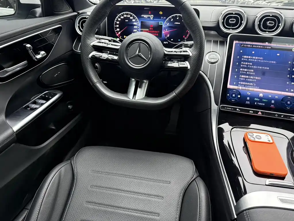 Mercedes-Benz C-Class — миниатюра 15