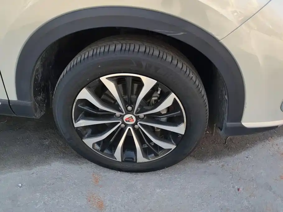 Roewe RX5 eMAX — миниатюра 6
