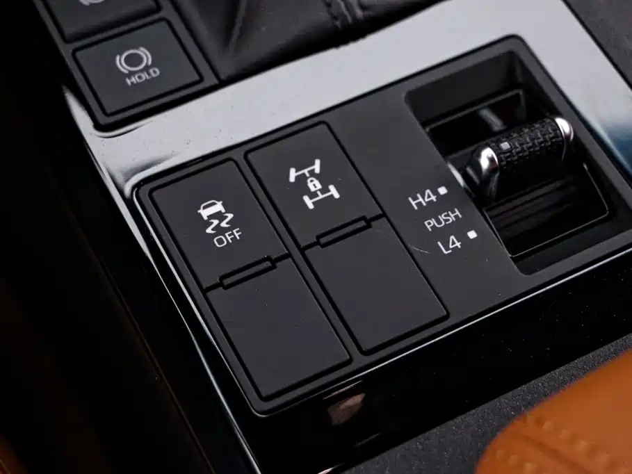Toyota Prado — миниатюра 11
