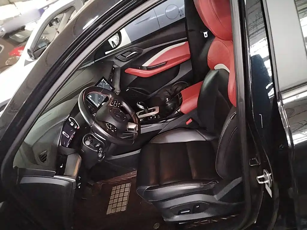 MG MG5 — миниатюра 16