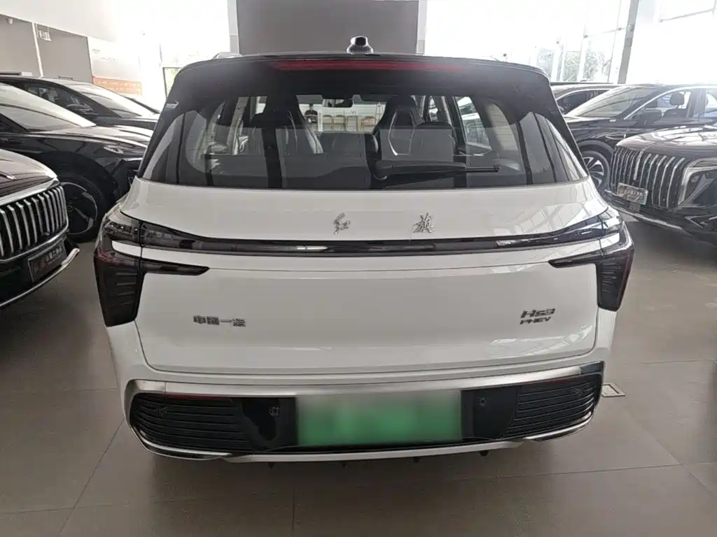 Hongqi Hongqi HS3 PHEV — миниатюра 6