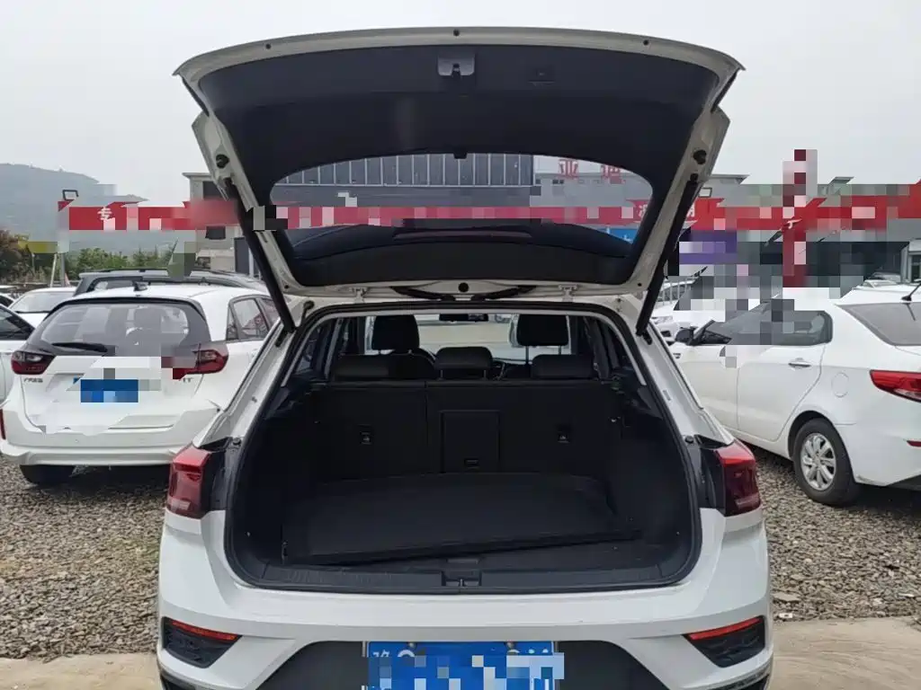 Volkswagen T-Roc — миниатюра 19