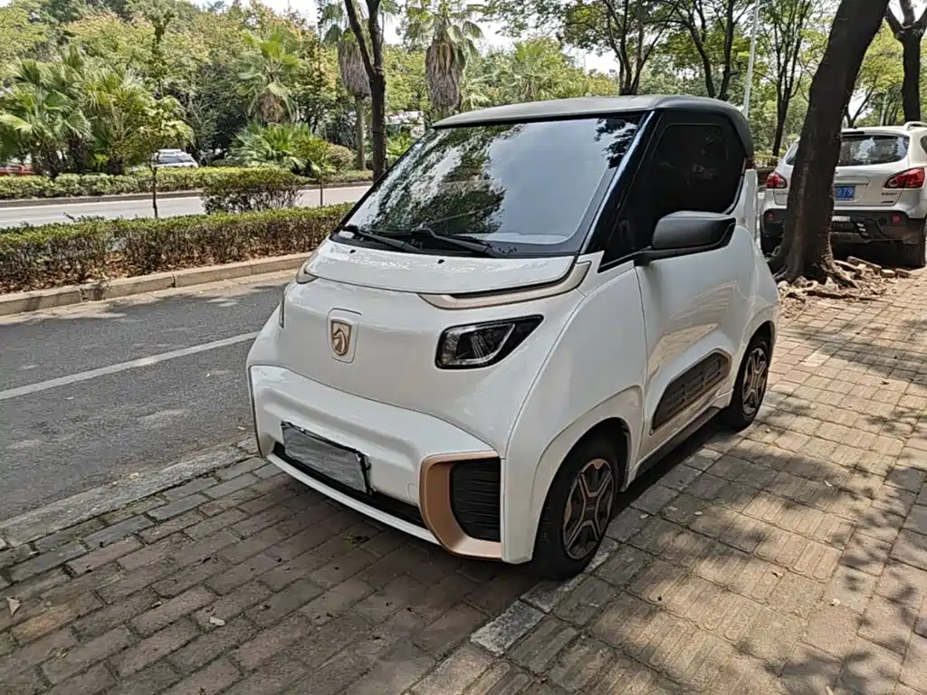 Baojun E200 — миниатюра 2