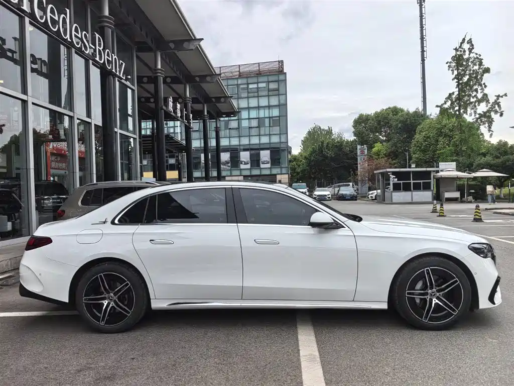 Mercedes-Benz E-Class E 2024 E 300 L Luxury Sport