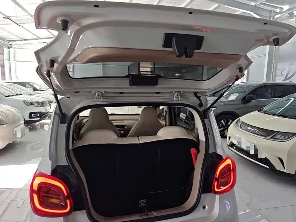 Wuling MINIEV — миниатюра 19