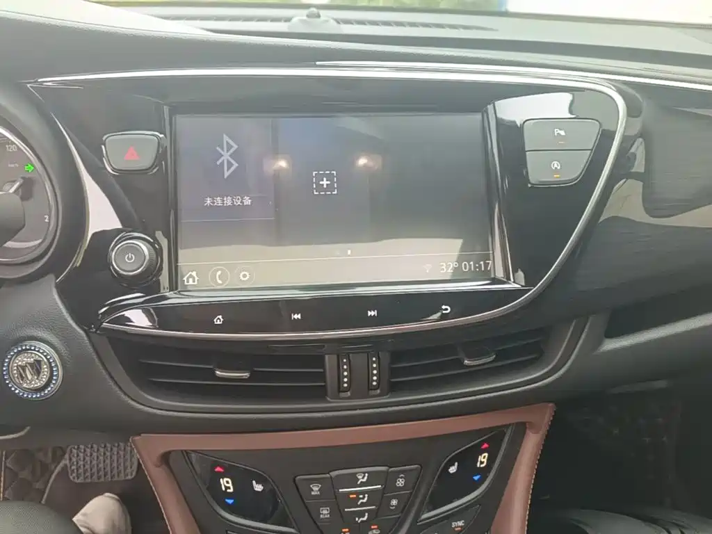 Buick Envision Plus — миниатюра 13