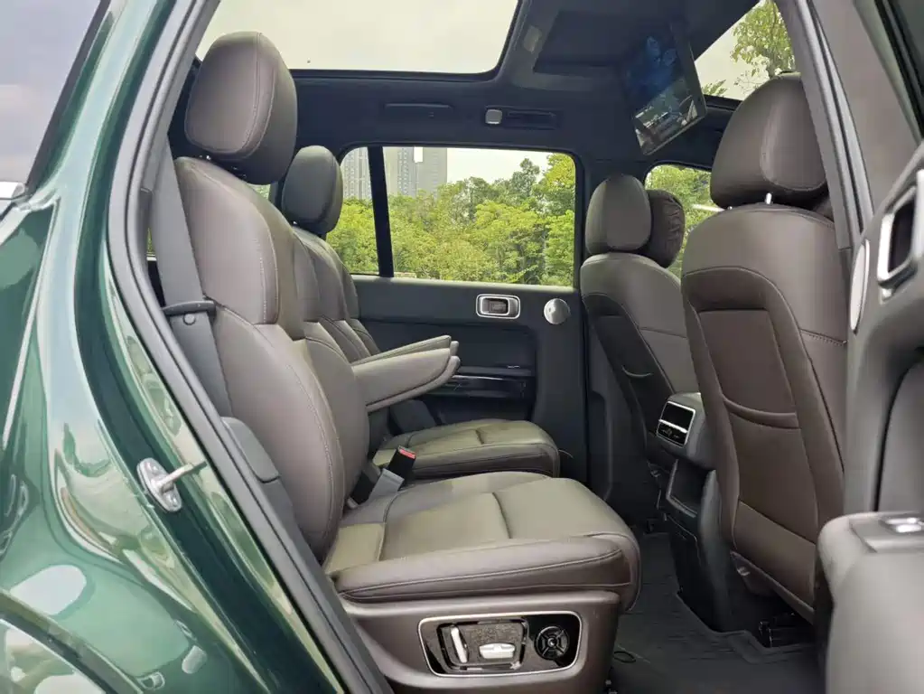Li Auto Li L8 — миниатюра 16