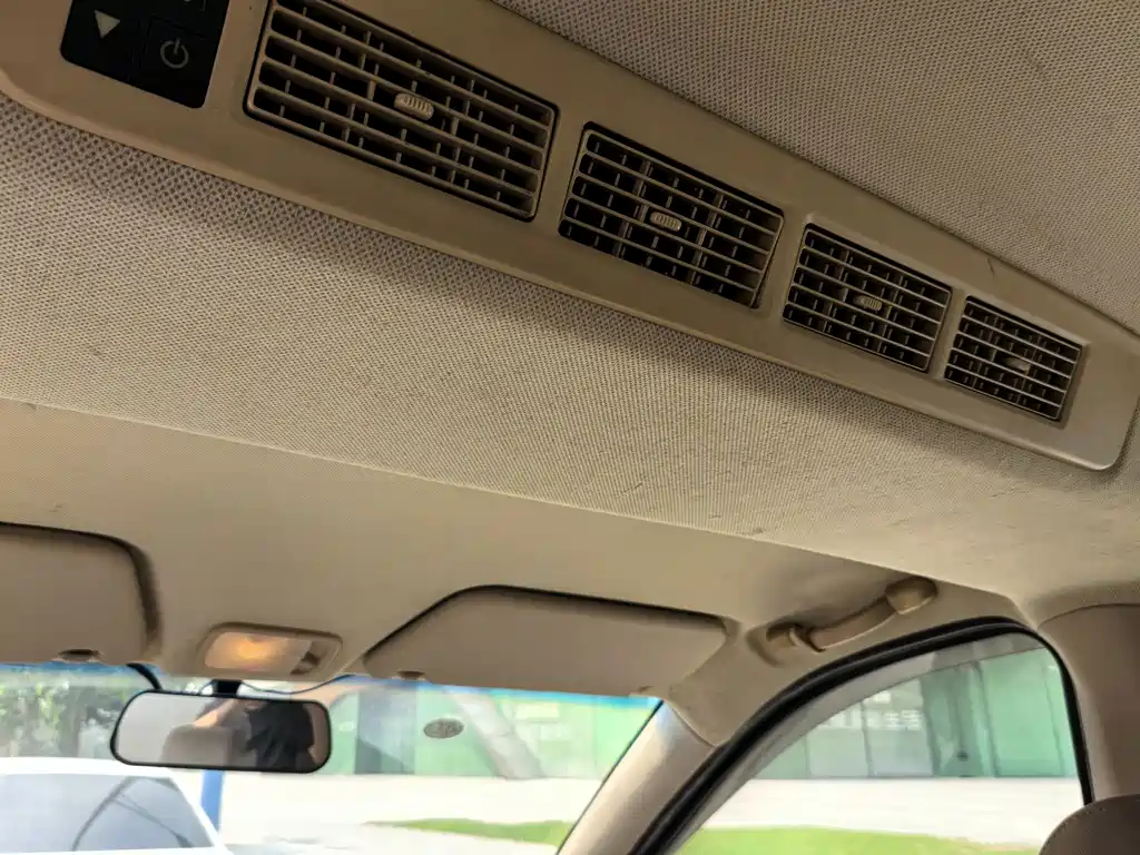 Wuling Hongguang — миниатюра 12