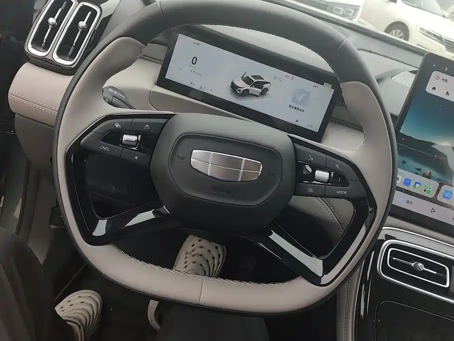 Geely Boyue L — миниатюра 15