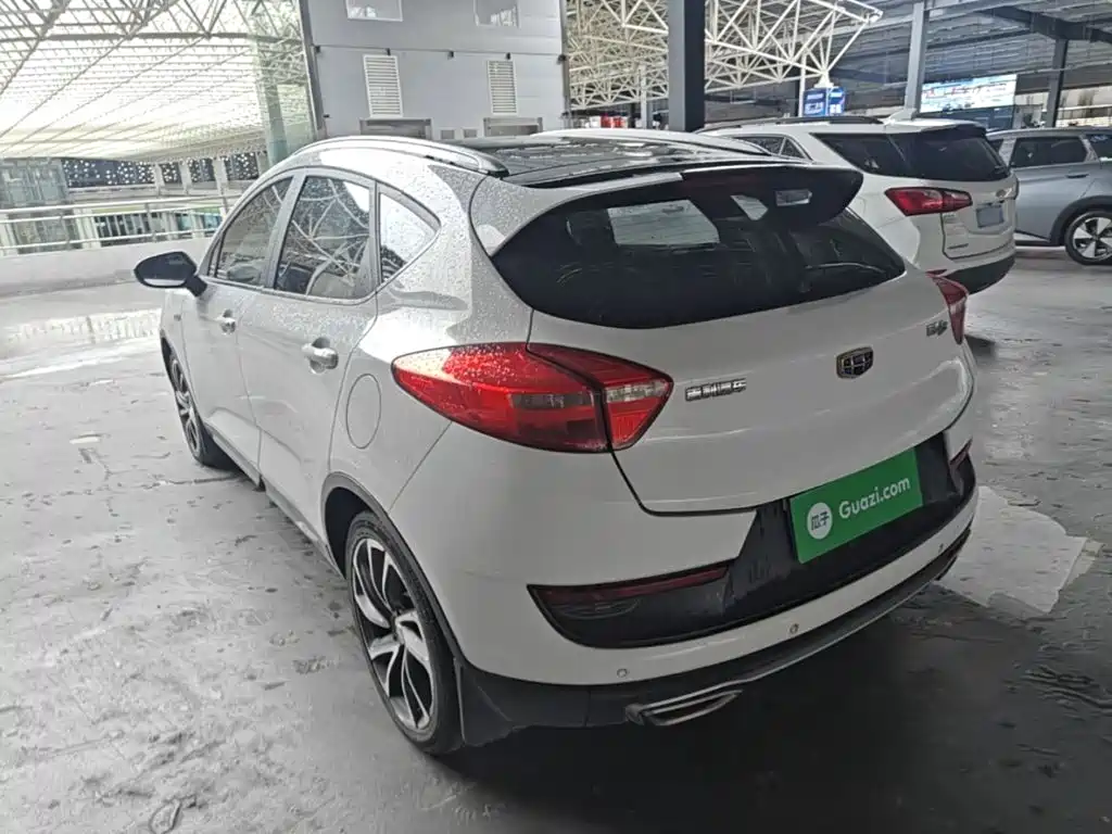 Geely Emgrand GS — миниатюра 5