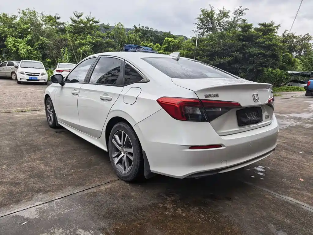 Honda Civic — миниатюра 4