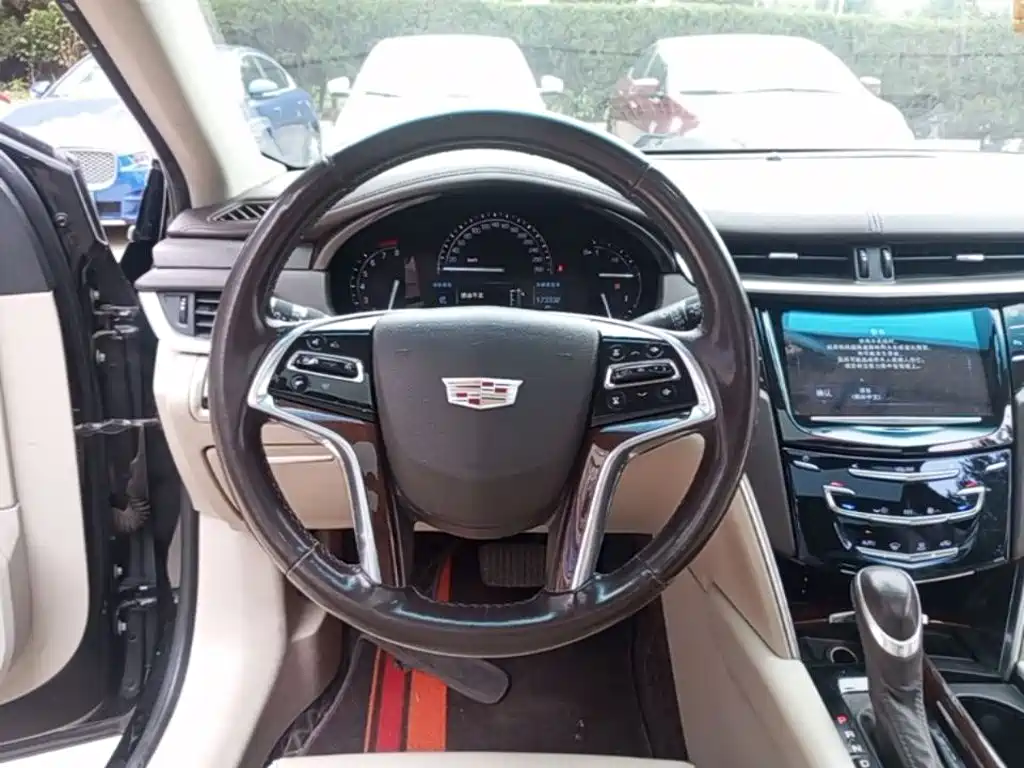 Cadillac XTS — миниатюра 11