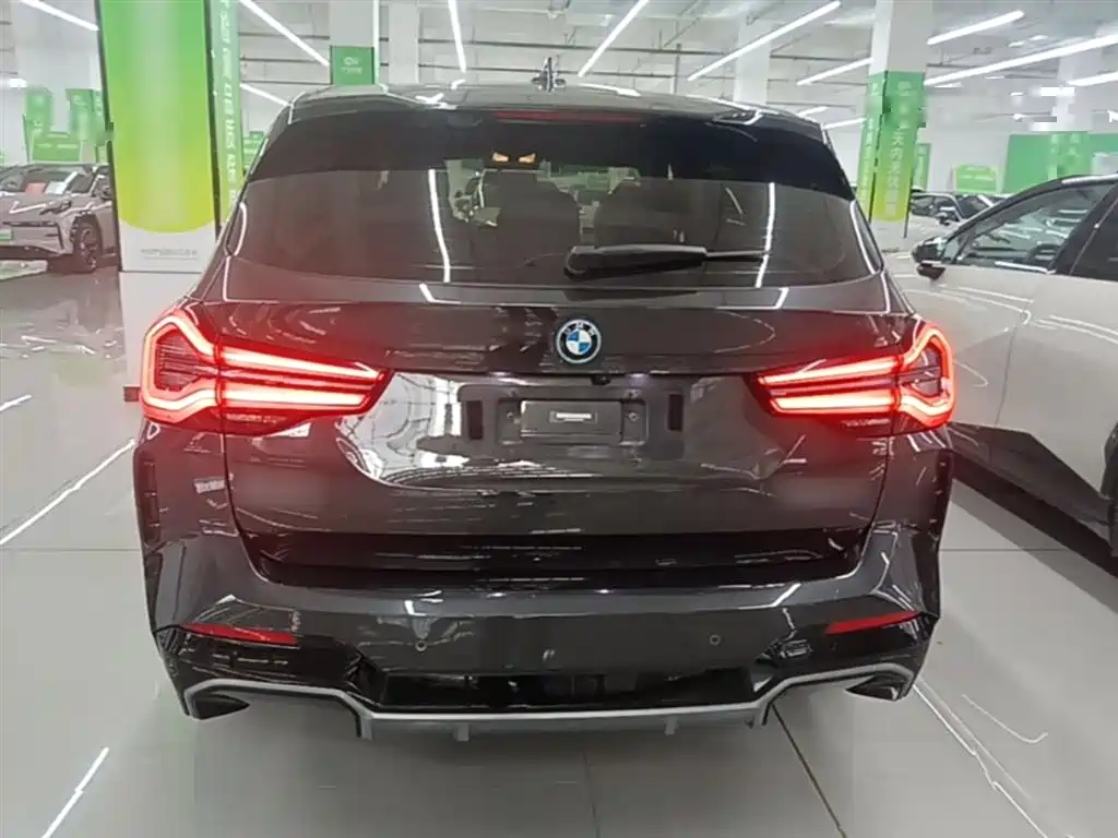 BMW iX3 2022 Lead