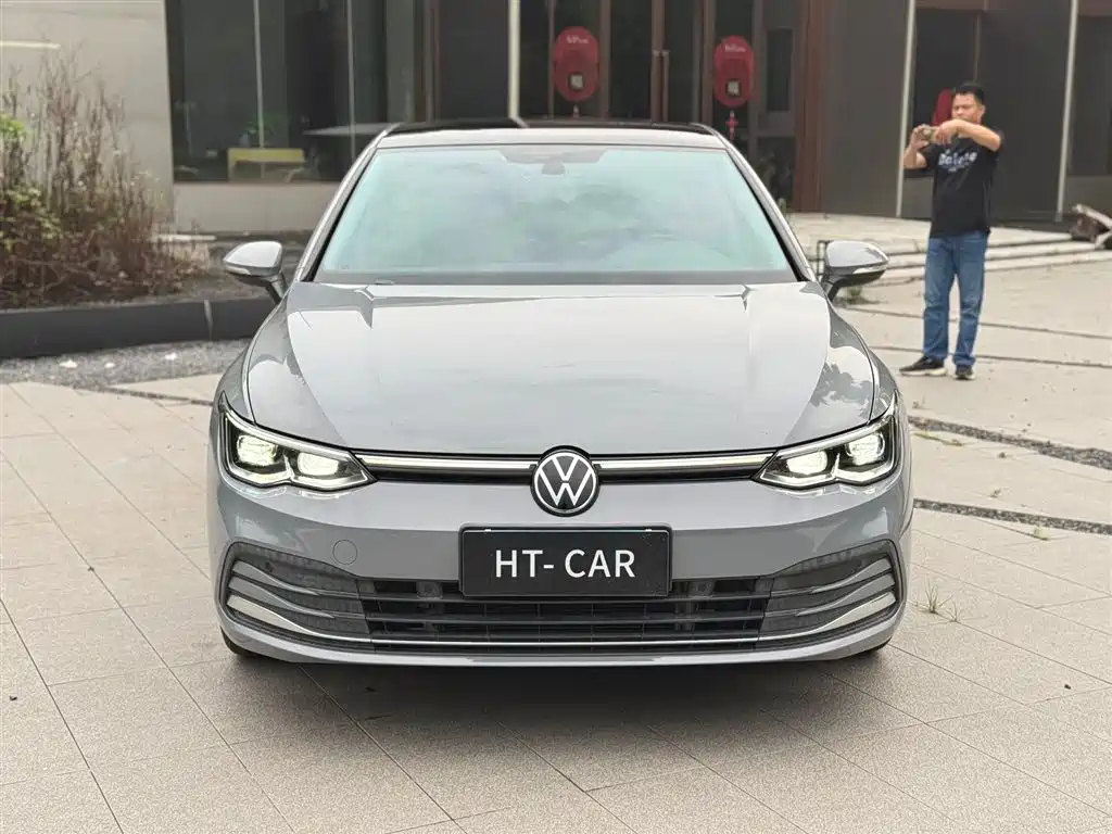 Купить Volkswagen Golf