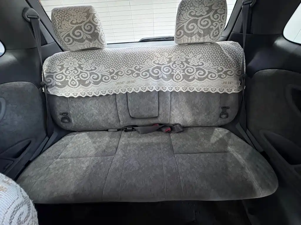 Toyota Previa — миниатюра 11