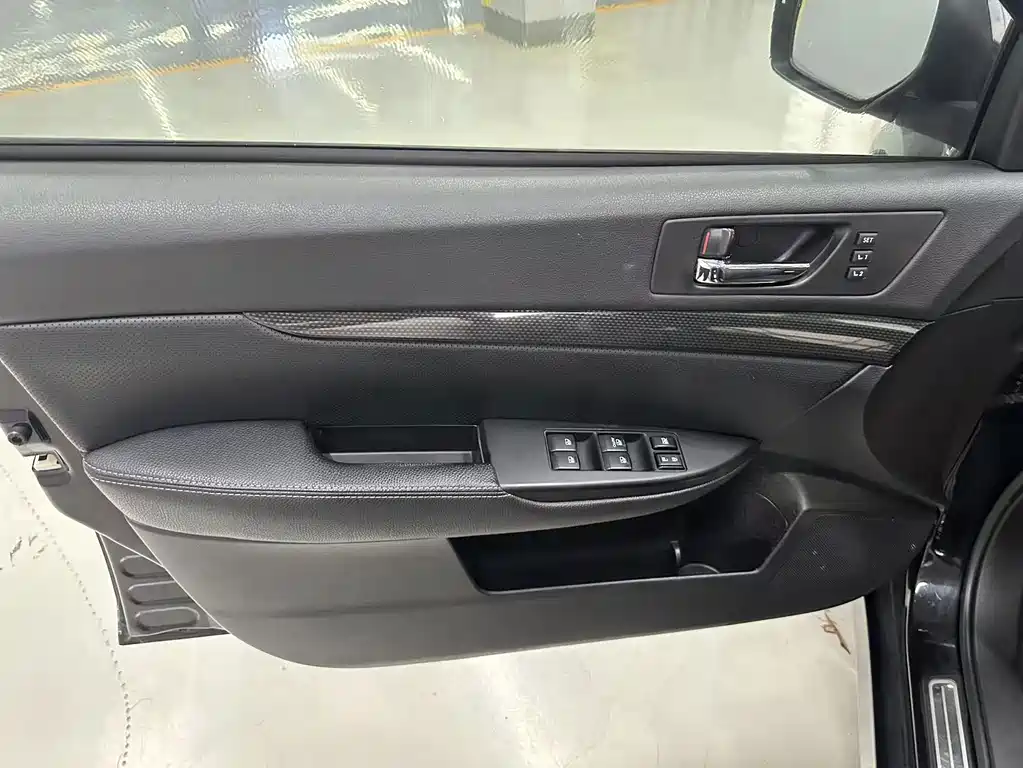 Subaru Outback — миниатюра 13