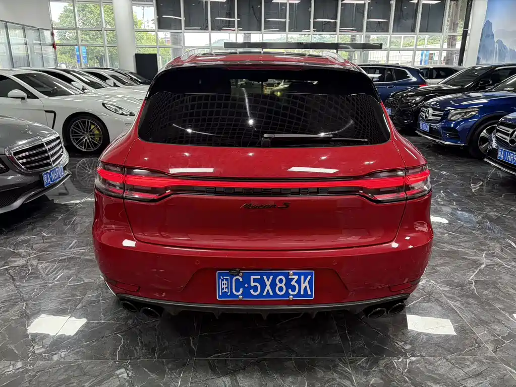 Porsche Macan — миниатюра 6