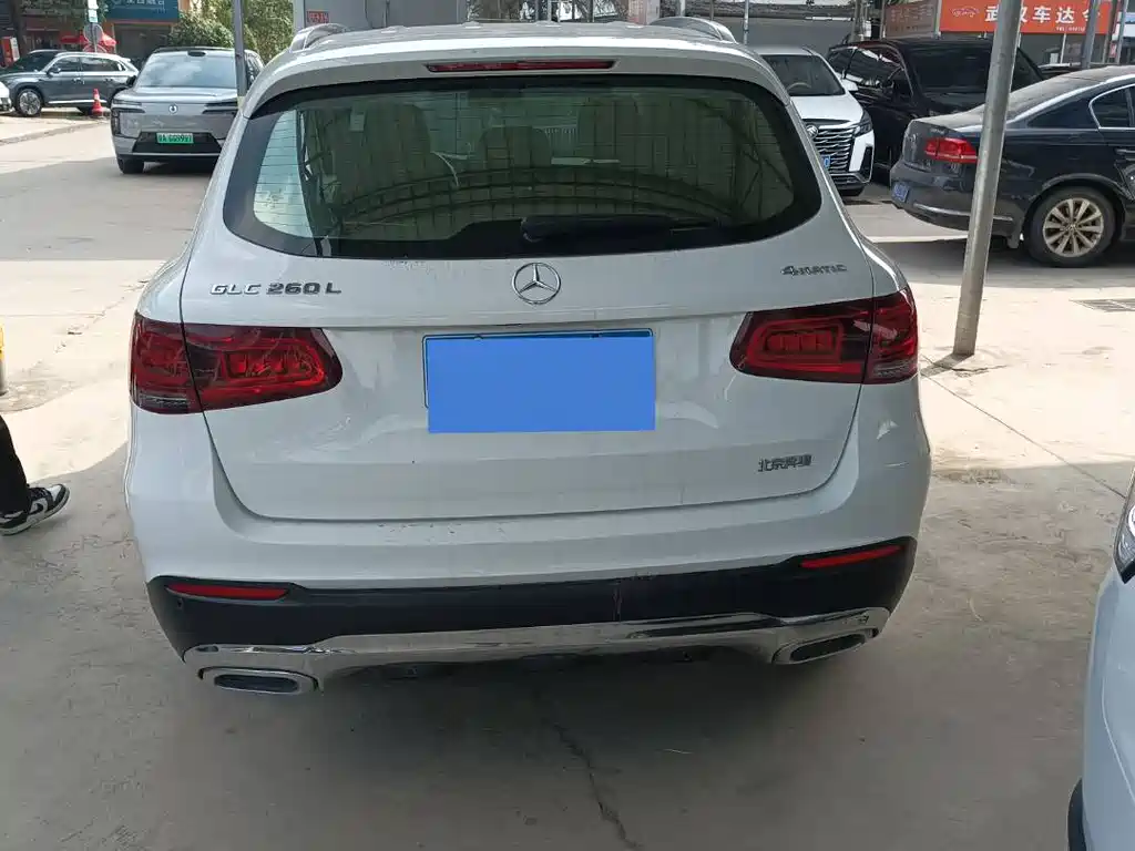 Mercedes-Benz GLC — миниатюра 10