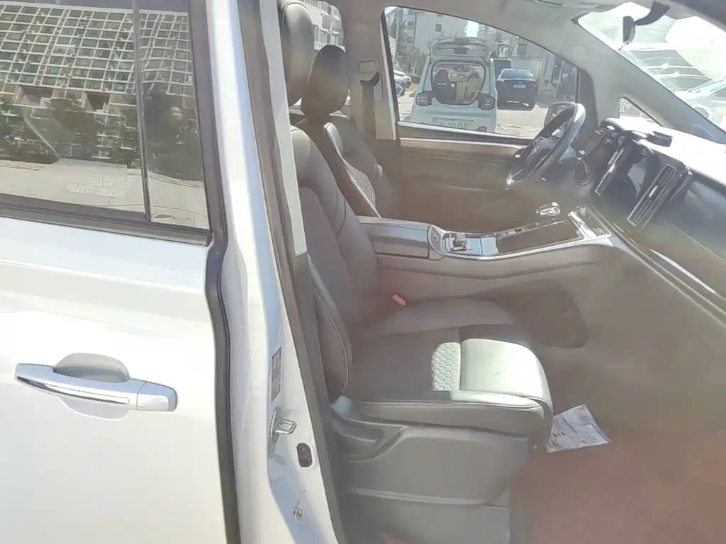 GAC Motor Trumpchi M8 — миниатюра 24
