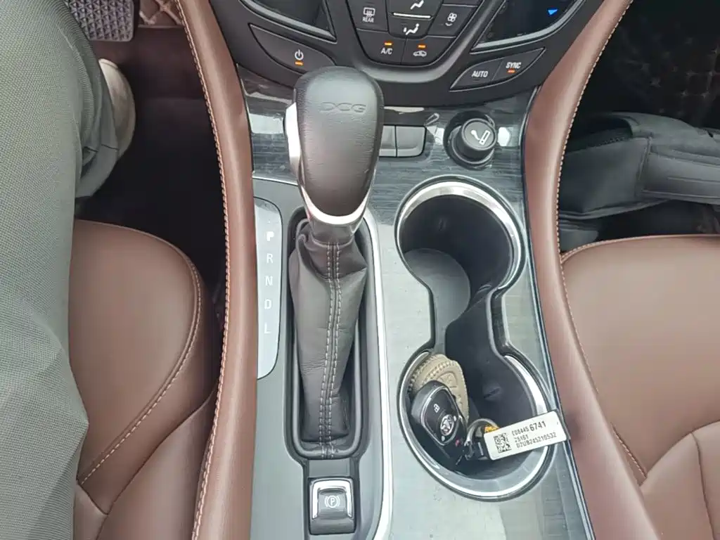 Buick Envision Plus — миниатюра 14