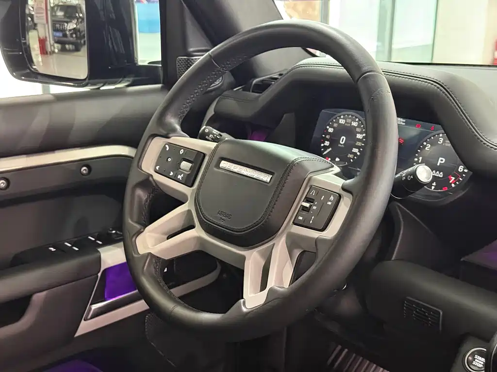 Land Rover Defender — миниатюра 14