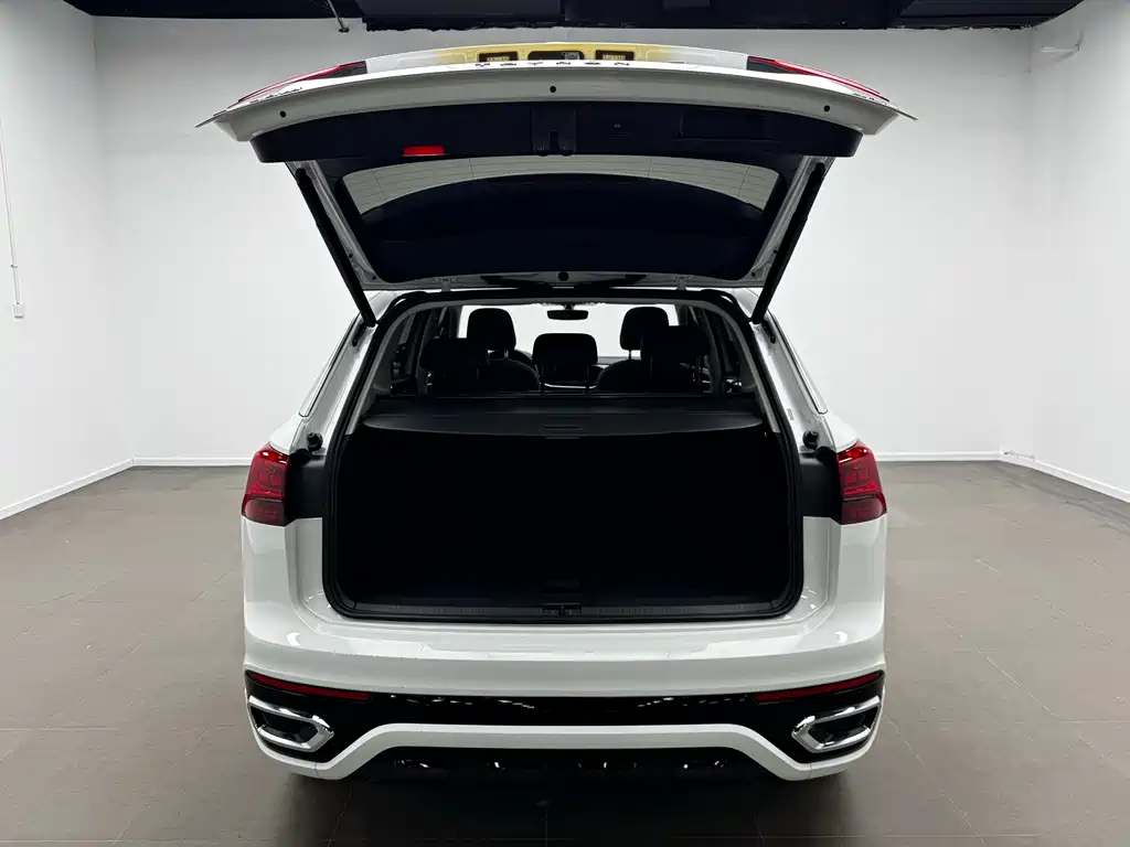 Volkswagen Tayron GTE — миниатюра 16