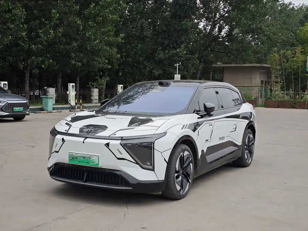 HiPhi Y 2023 560km Elite Edition