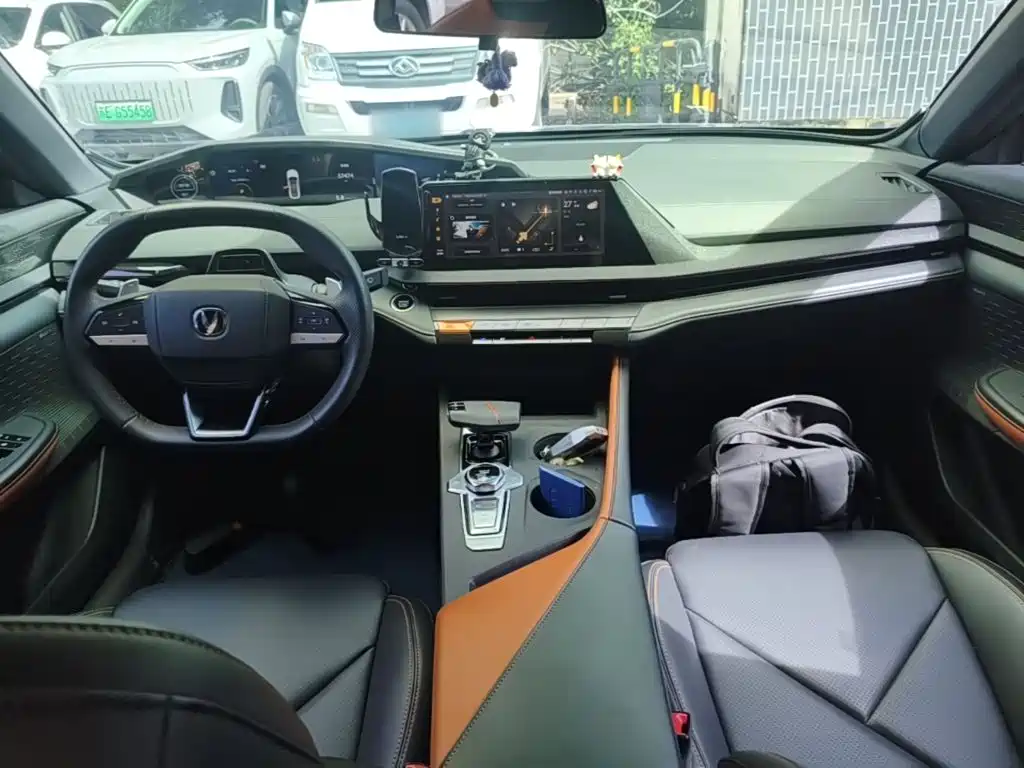 Changan UNI-V — миниатюра 10