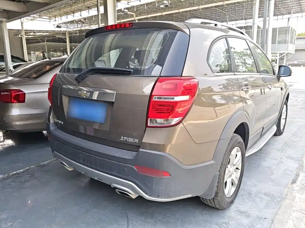 Chevrolet Captiva — миниатюра 7