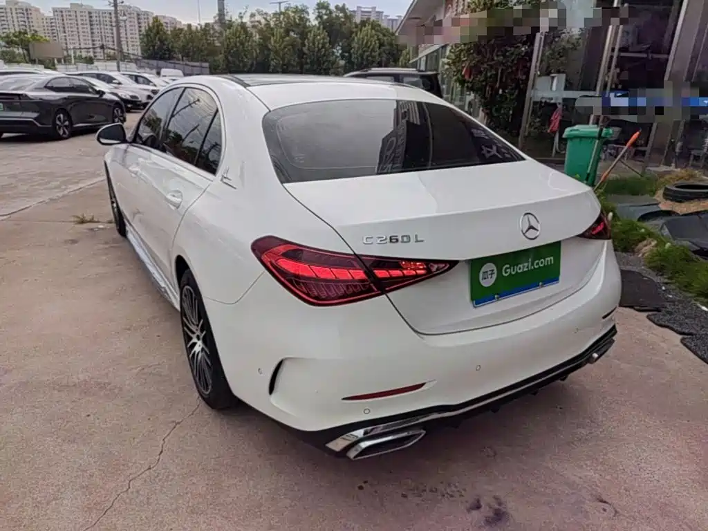 Mercedes-Benz C-Class — миниатюра 5