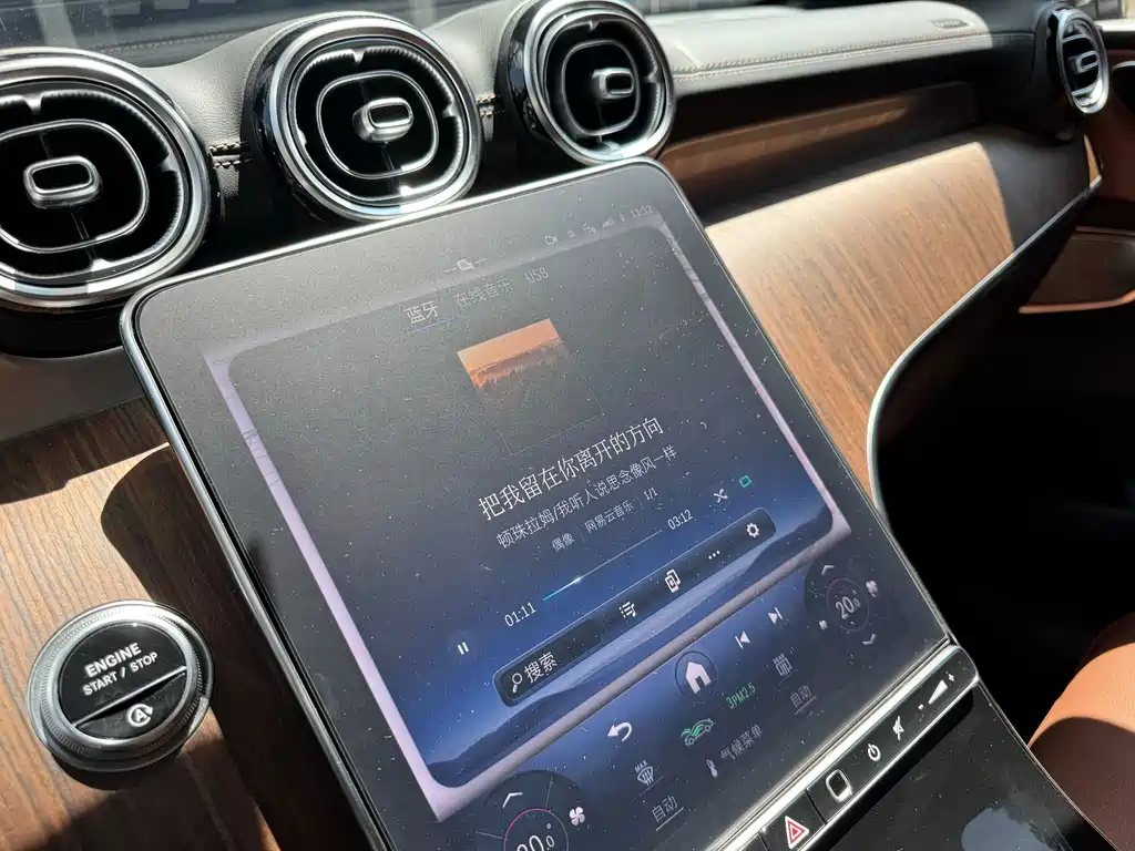 Mercedes-Benz GLC — миниатюра 15