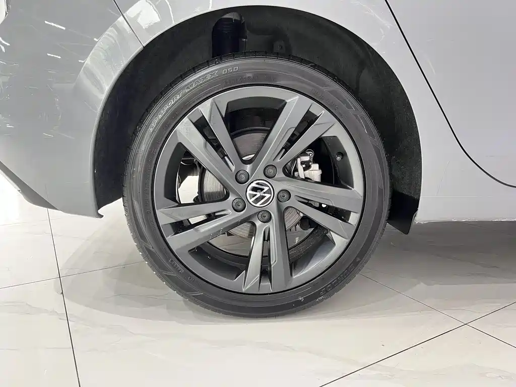 Volkswagen Golf — миниатюра 19